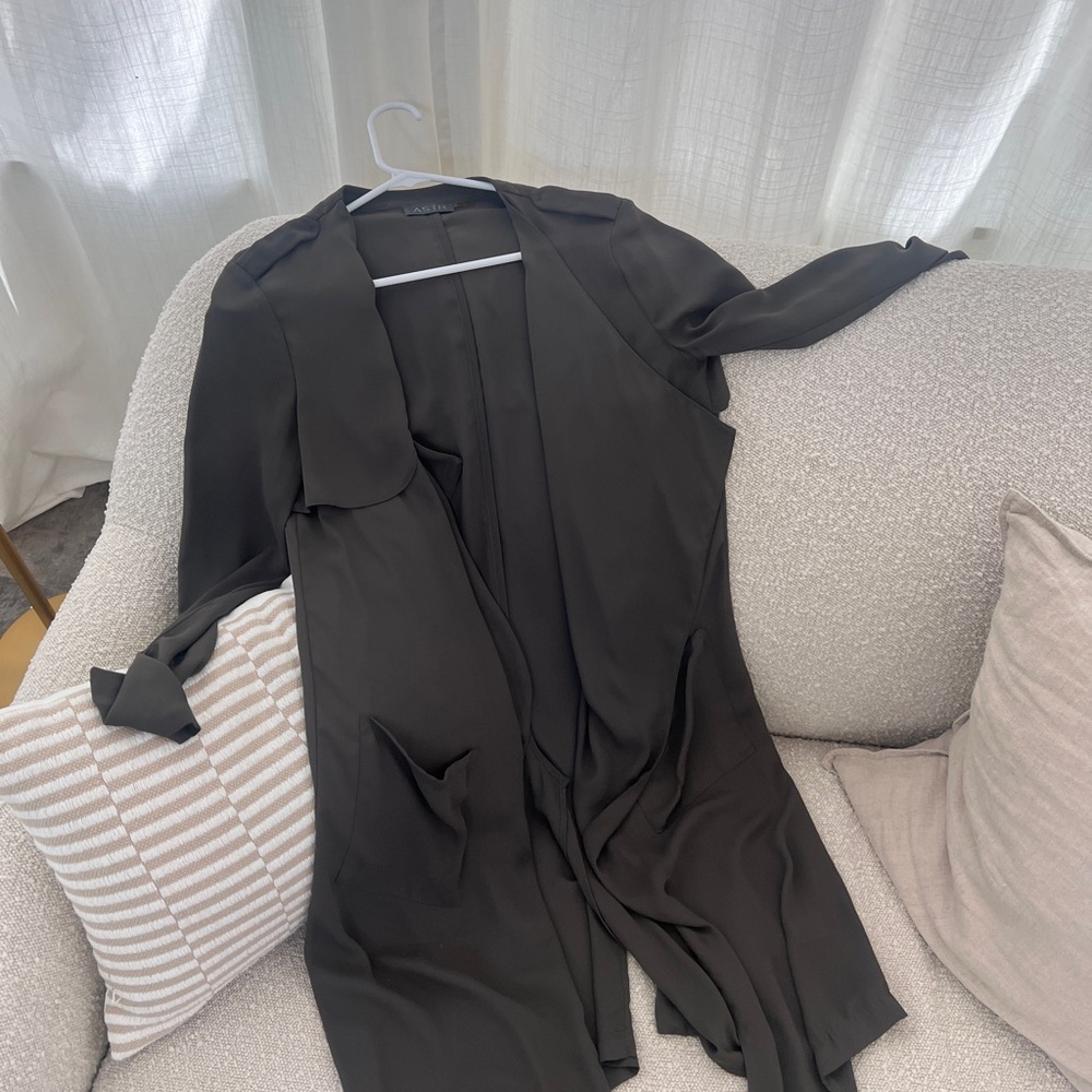 ASTR minimalist olive duster - Picture 4 of 9